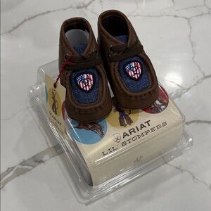 Ariat Kids lil stompers Brown and Blue moccasins boots